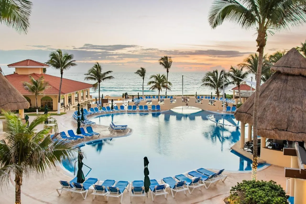 Gr Solaris Cancún Üdülőközpont
