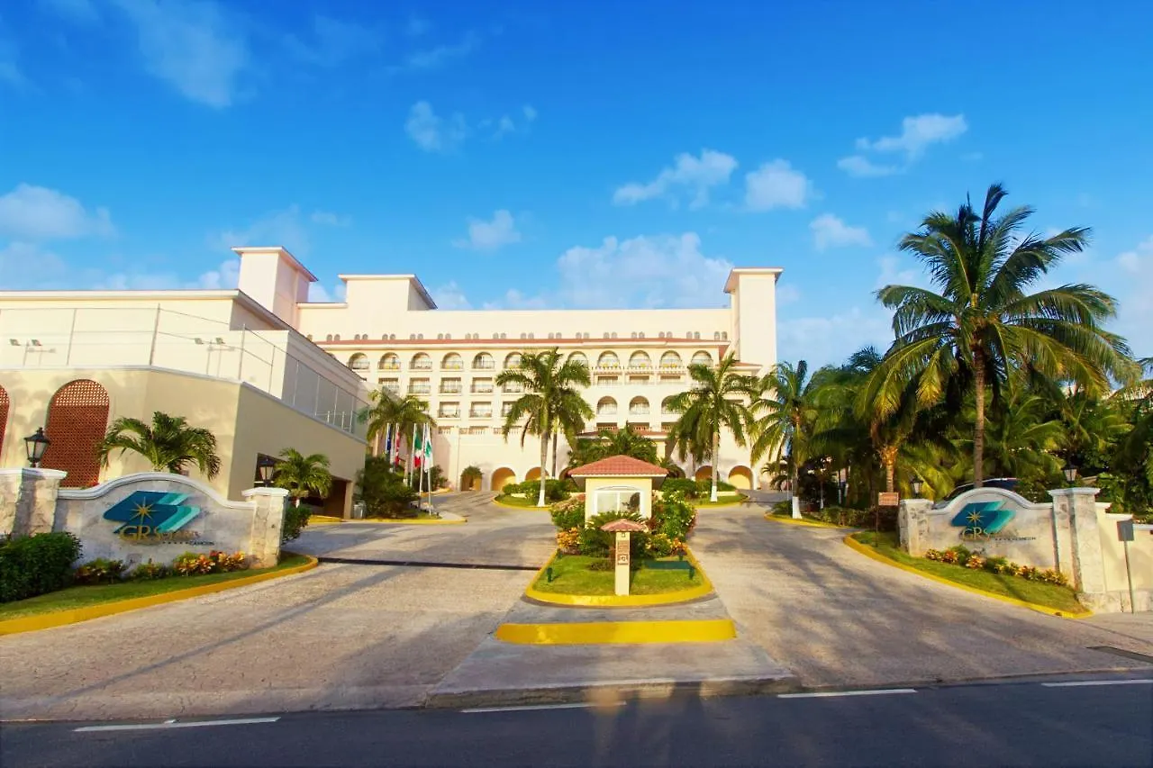 Gr Solaris Cancún